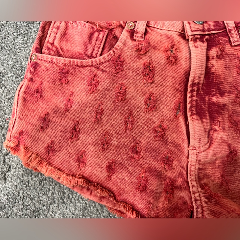 Free People Mixed Emotions Distressed High-Low Denim Shorts - Size 24 - Picture 2 of 15